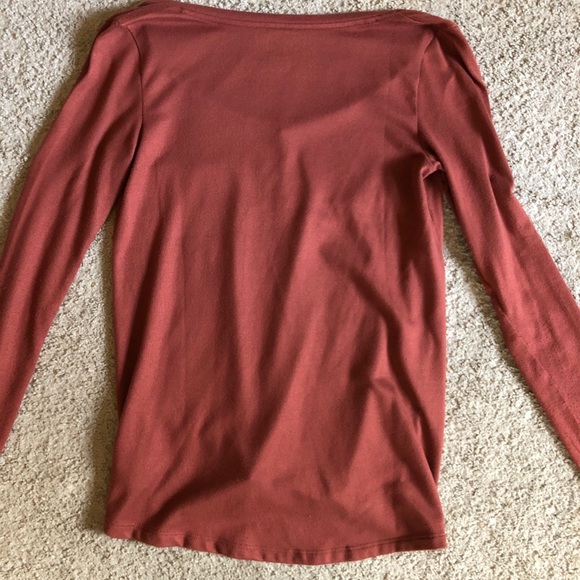 American Eagle Longsleeve Top - Picture 2 of 3